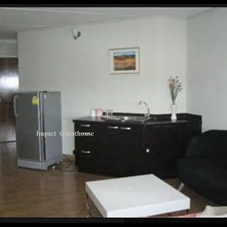 Thailand Taxiapartment Hostel, Air Conditioning And Free Wifi