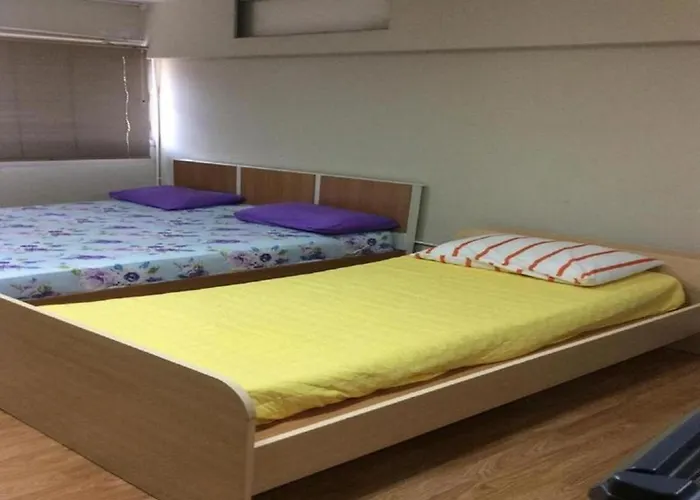 Thailand Taxiapartment Hostel, Air Conditioning And Free Wifi 3* Bangkok